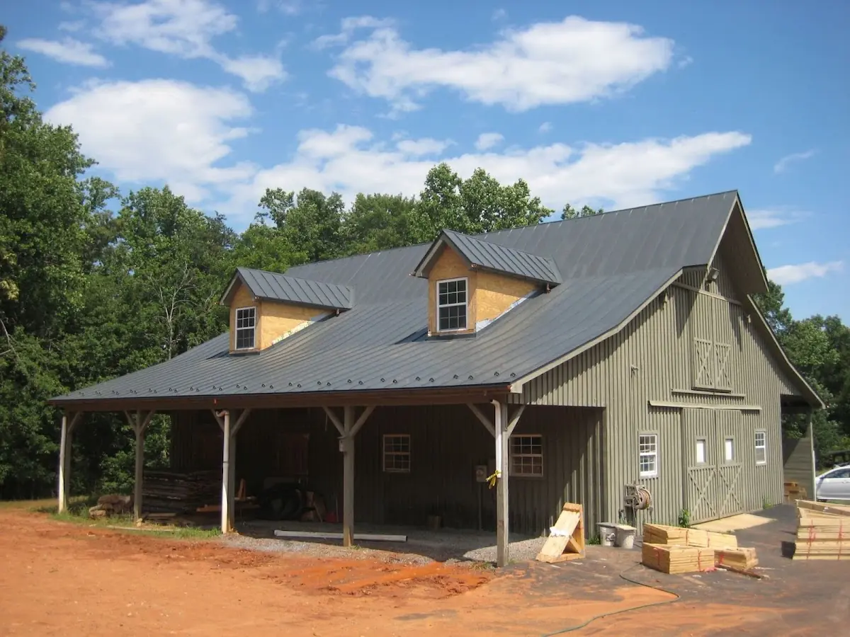Expert Emergency Roof Leak Repair workmanship in Creek Point